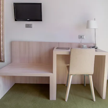 Armatti Hotel 3*